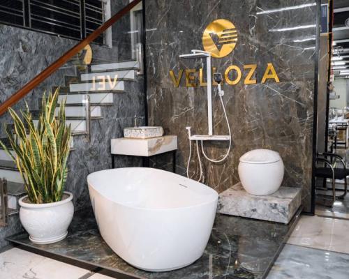 Bá»n táº¯m cao cáº¥p